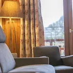 Апартаменты Le Charvet *