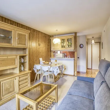 Le Charvet Apartment